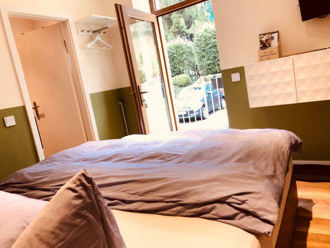 Business-Lodging Apartmenthaus Höhr-Grenzhausen Dış mekan fotoğraf